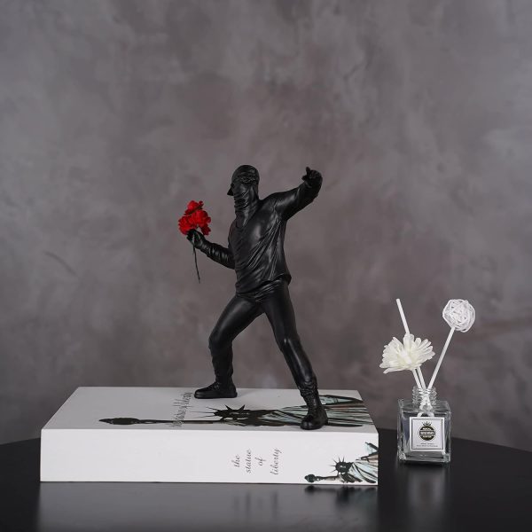 Flower Thrower Sculpture,Resin Statue for Home Decor, Modern Decorative Figurines for Living Room,Office Desk Bookshelf Decoration,Art Ornament Collection (Black) - Image 4